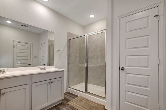 Building Photo - 16719 Rover Ln