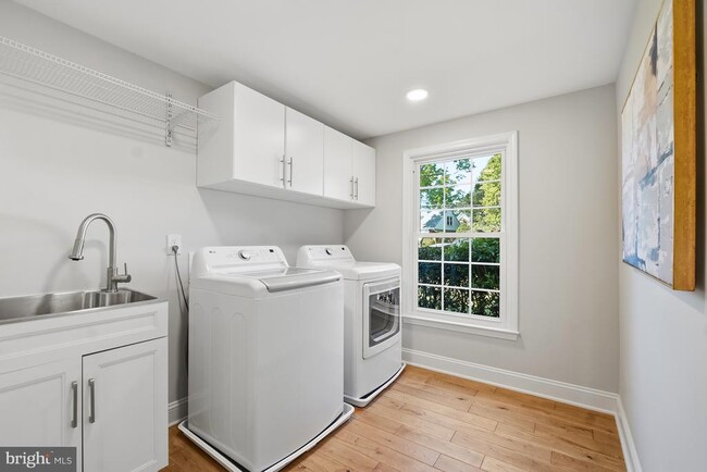 Building Photo - 12301 Espalier Pl