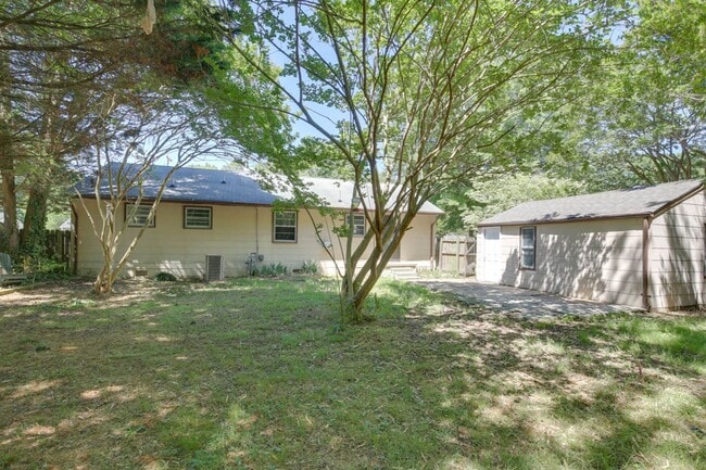Building Photo - 106 Woodhaven Rd
