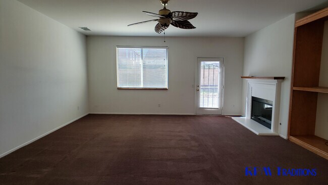 Building Photo - 3048 W Lingard St