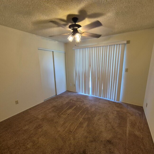 Building Photo - 3332 Jayanne Way