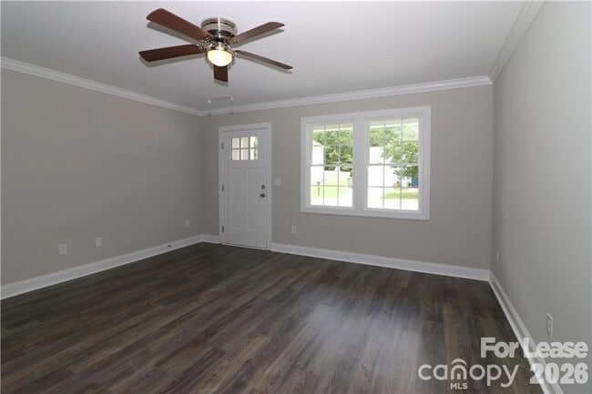 Building Photo - 3971 Newhall Dr NW