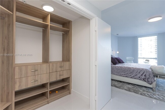 Building Photo - 17111 Biscayne Blvd