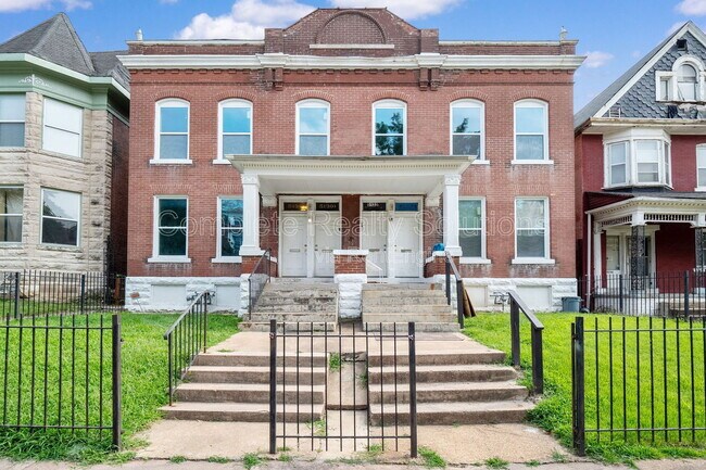 Building Photo - 5130 Kensington Ave