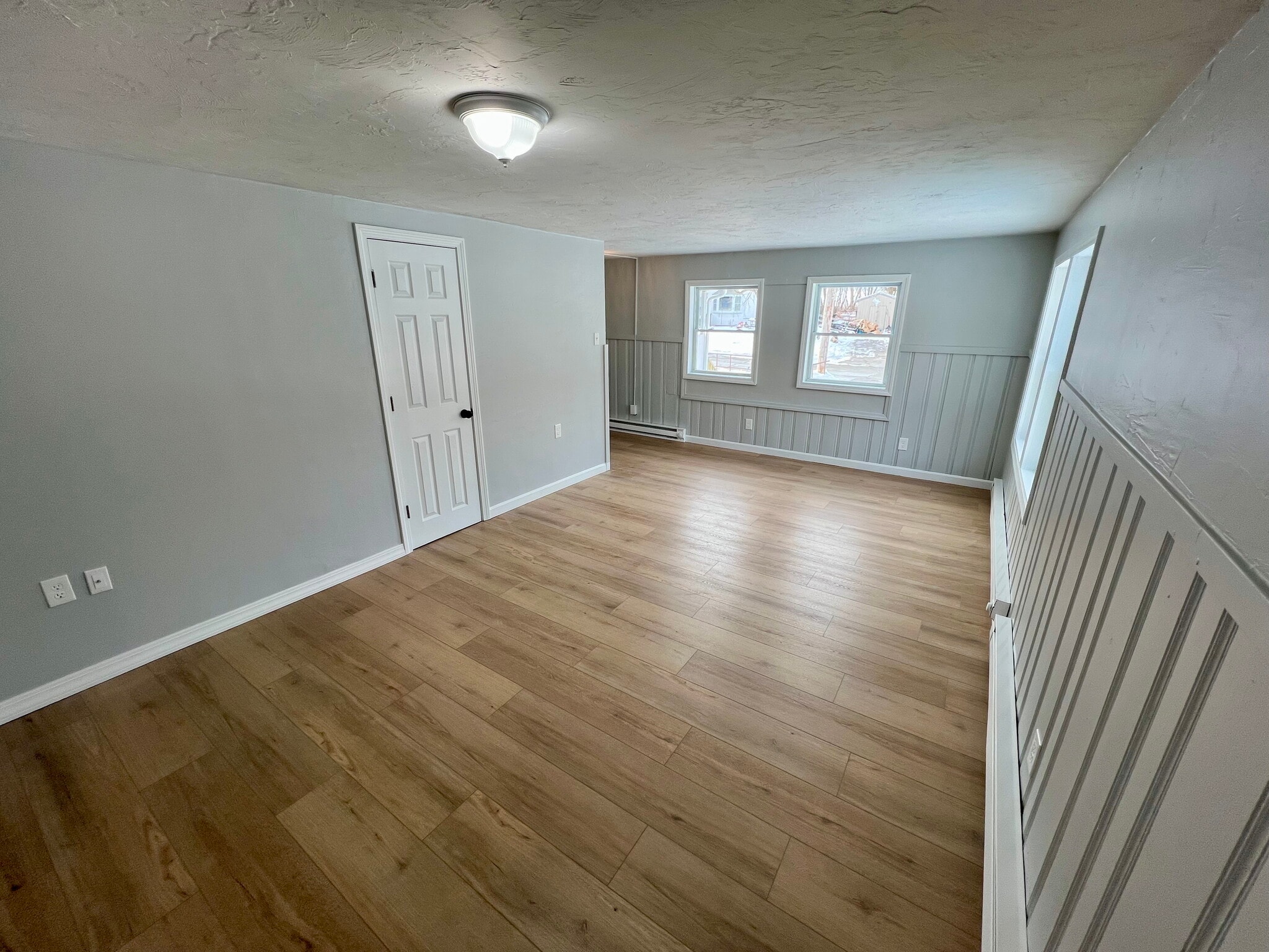 Living Room - 40 Watch St