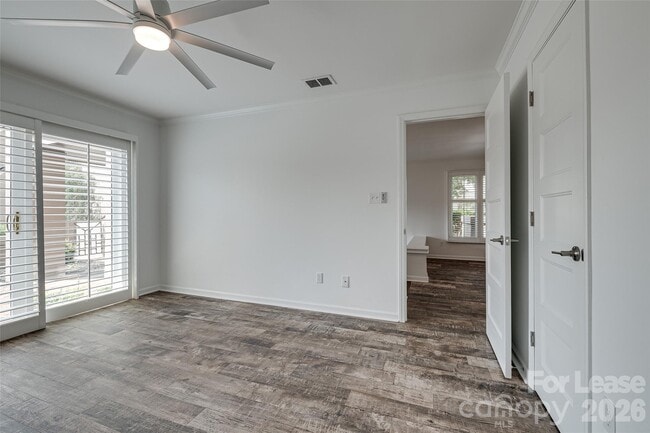 Building Photo - 646 Portside Dr