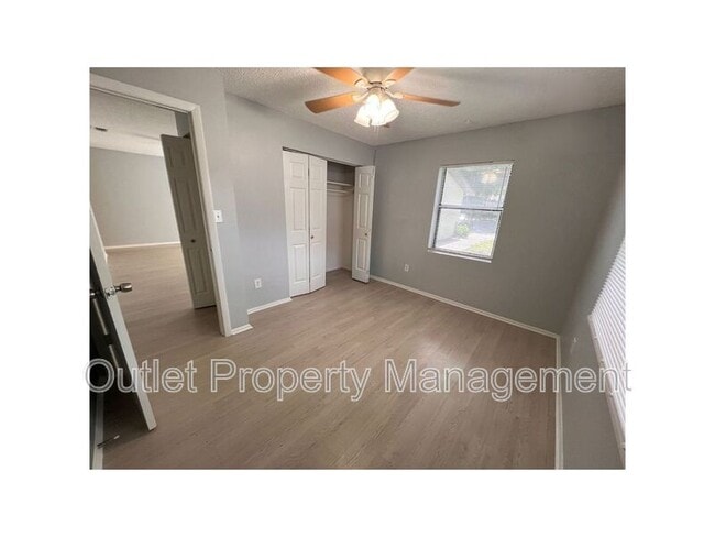 Building Photo - 430 S Hill Ave