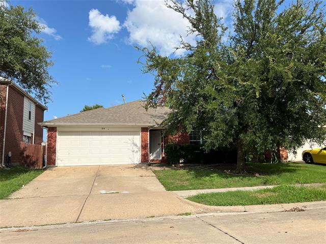 Primary Photo - 304 Lakefront Dr