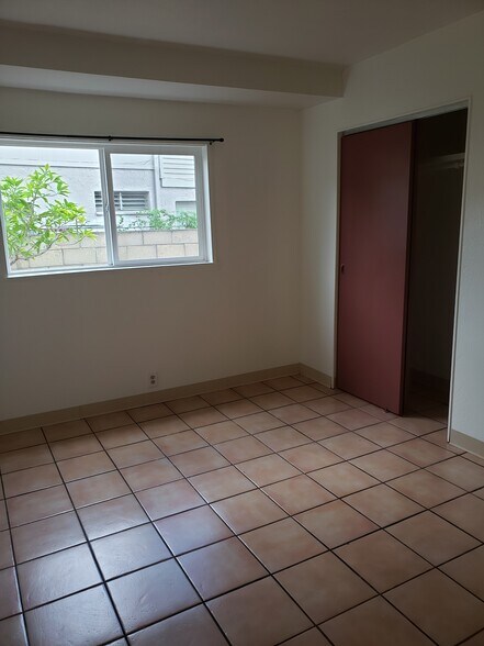 Bedroom - 1915 Ulana St