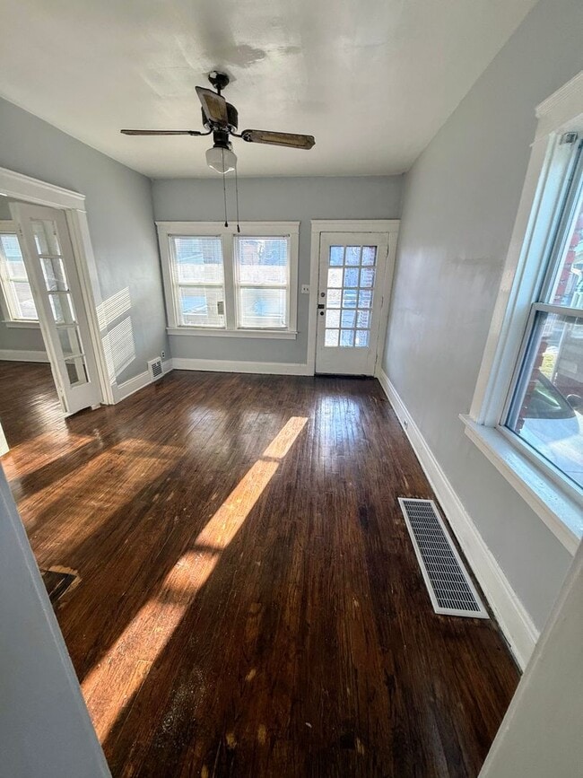 Building Photo - Welcome to your new home in the heart of Cleveland