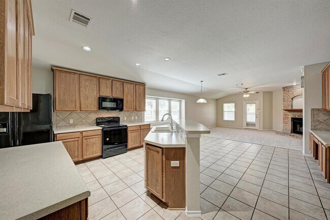 Building Photo - 601 Timothy John Dr