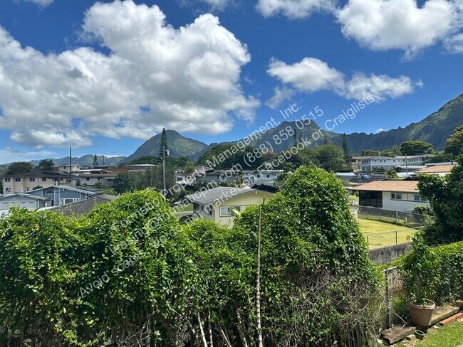 Building Photo - Charming 3-Bedroom Pet-Friendly Home with ...