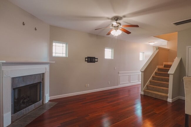 Building Photo - Coming Available!