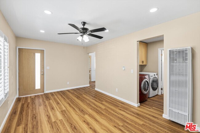 Building Photo - 4622 W 149th St