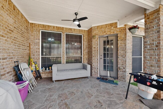 Building Photo - 4933 Bacon Dr