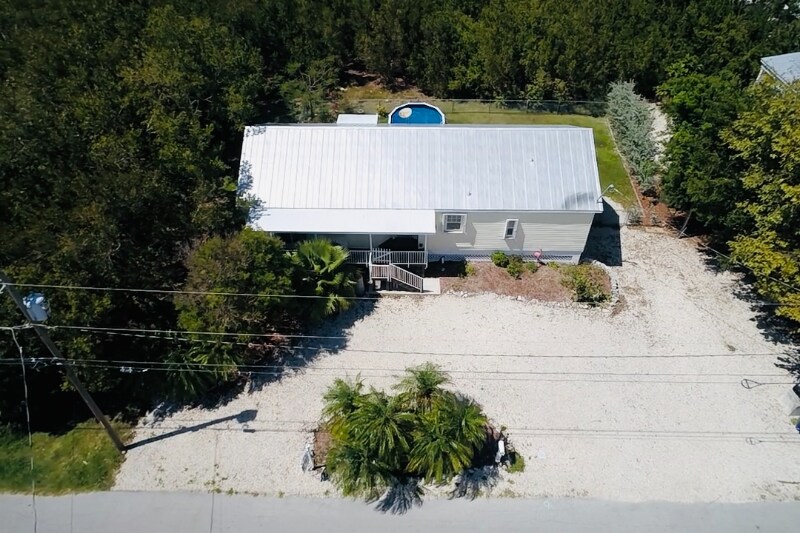 Building Photo - 31167 Ave G