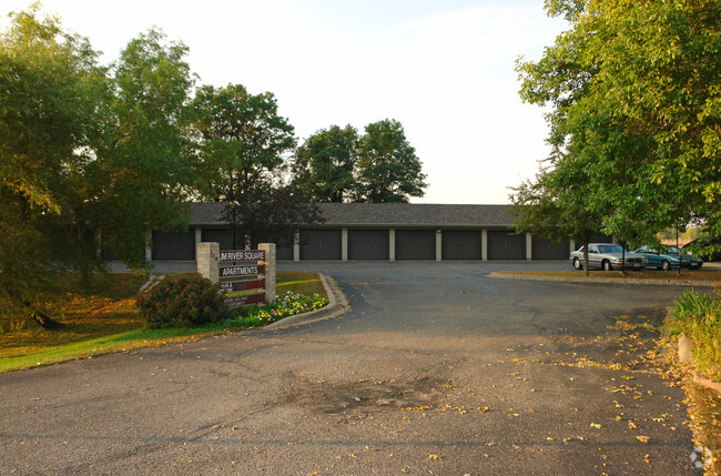 Building Photo - Rum River Square Apartments