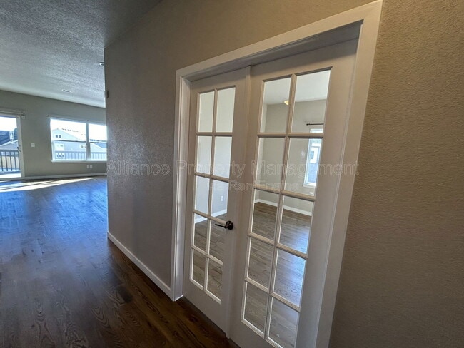 Building Photo - 8223 Wheatland Dr