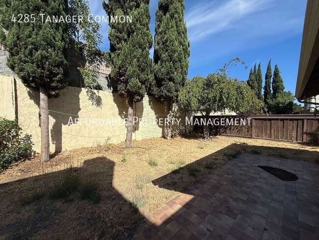 Building Photo - 4285 Tanager Common