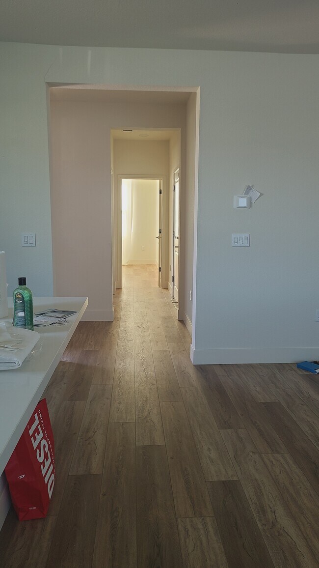 Building Photo - 7313 Umberto Pl