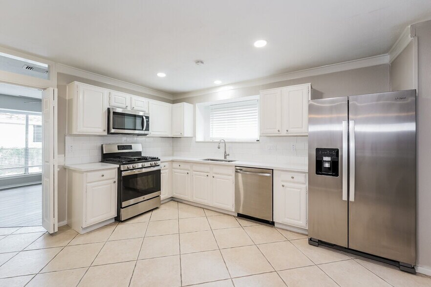 Building Photo - 22111 Eagle Meadow Dr