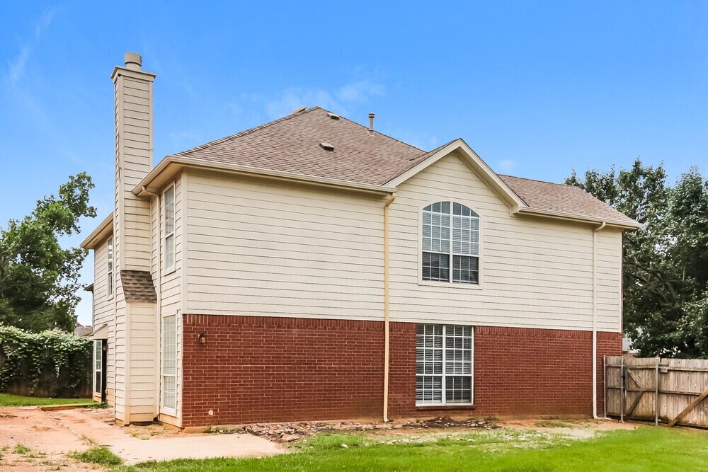 Building Photo - 774 Poplar Ct