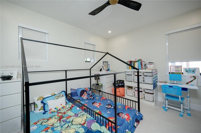 Building Photo - 15282 SW 173rd Ln