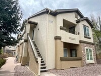 Building Photo - 3928 Riviera Grove