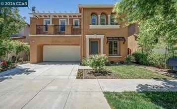 Building Photo - 2077 Arlington Way