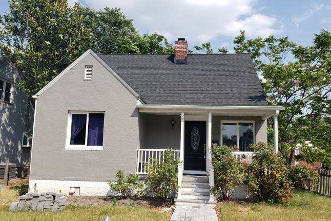 Building Photo - 4621 Greenhill Ave