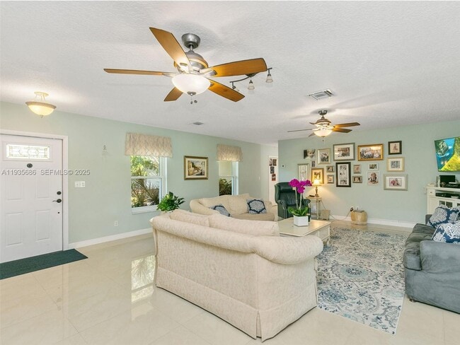 Building Photo - 20565 SW 80th Pl