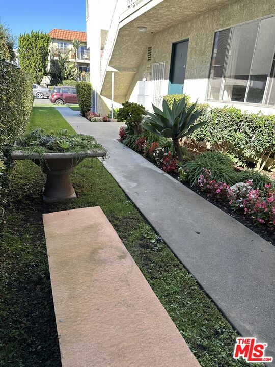 Building Photo - 12610 Caswell Ave