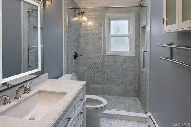 Building Photo - 83 E Lido Promenade