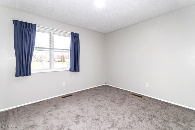 Building Photo - 6330 Cumberland Dr