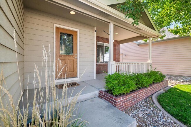 Building Photo - 940 Durum Ct