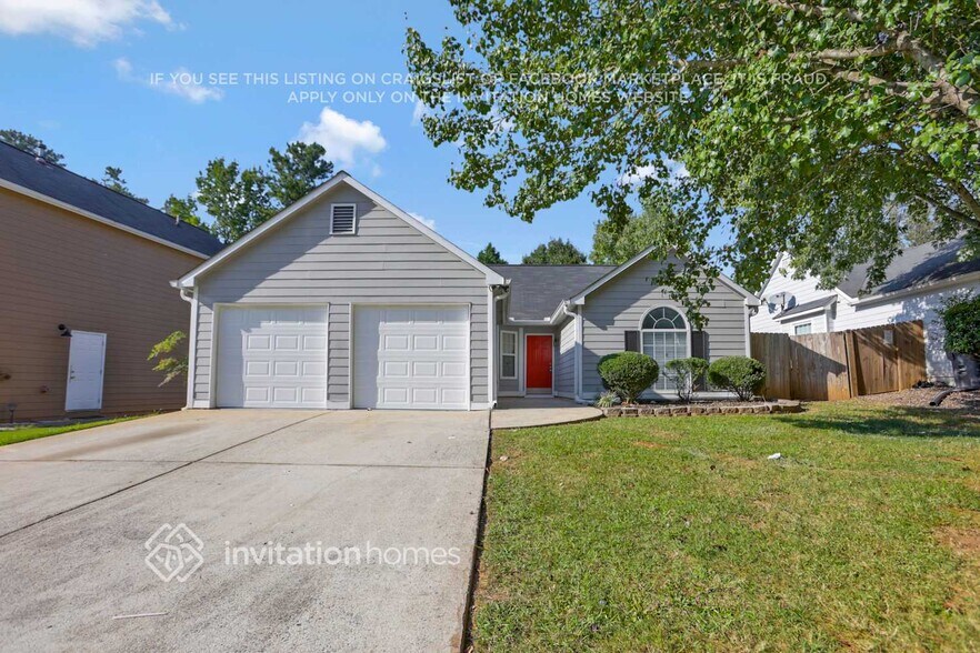 Building Photo - 2613 Lake Park Bend
