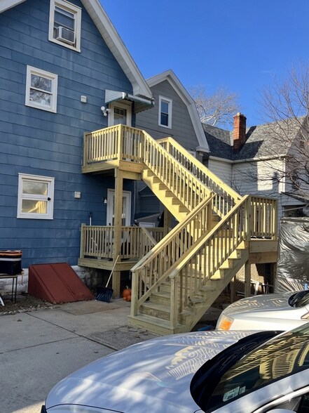 Building Photo - 125 Weaver Ave