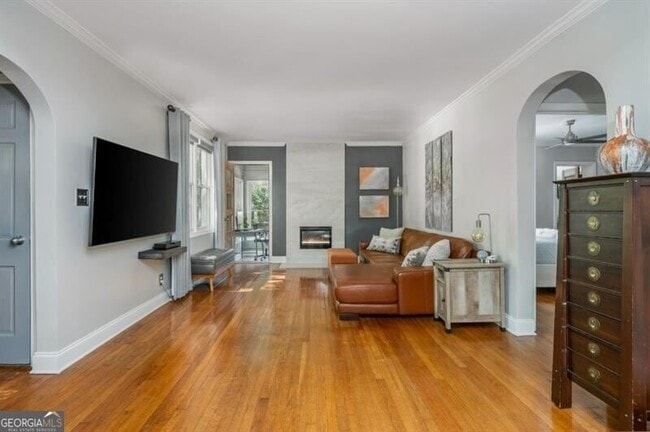 Building Photo - 168 Garland Ave