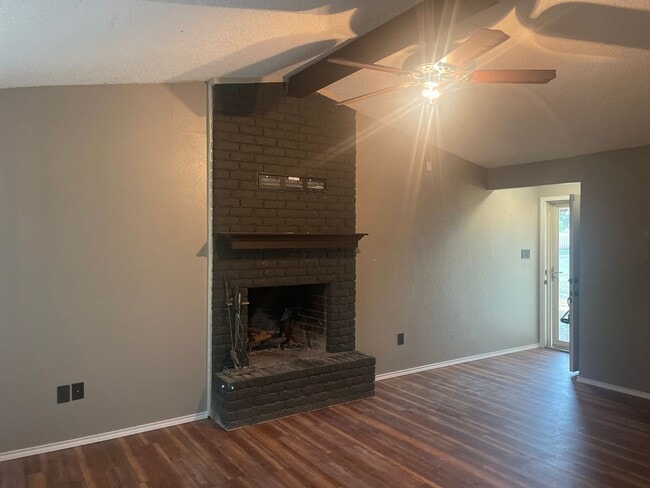 Building Photo - 3 bed 2 bath, Wylie ISD