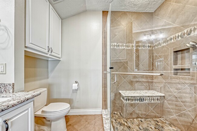 Building Photo - 3710 Linkview Dr