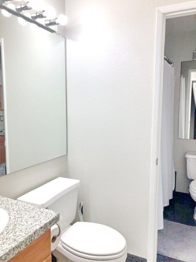 Building Photo - Keonekai Villages upstairs 2 bedroom, 1.5 ...