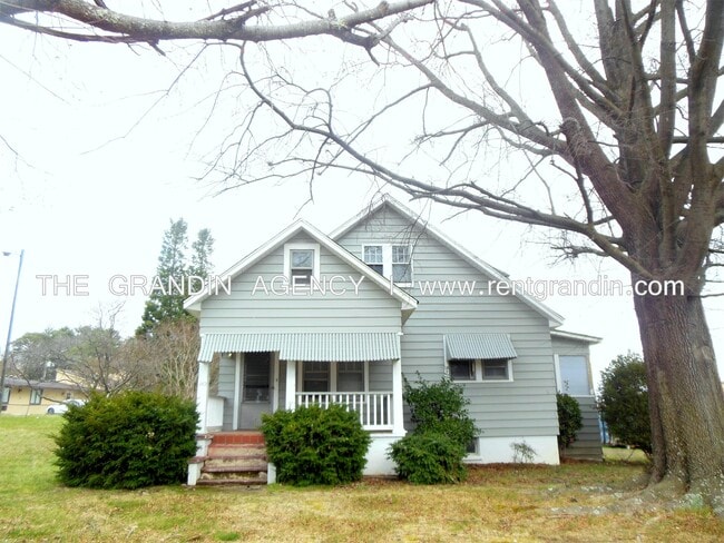 Primary Photo - 142 Horner Ln
