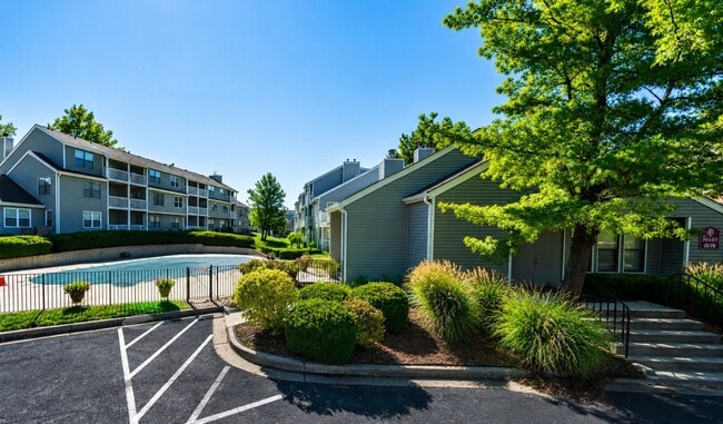 Building Photo - 8861 W 106th Terrace