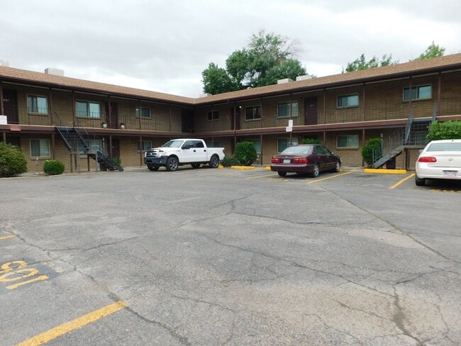 Primary Photo - 1302 Glenwood Ave