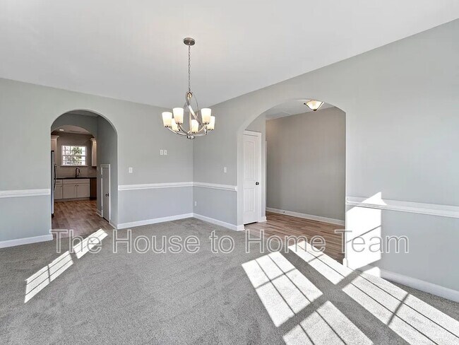 Building Photo - 1026 Norview Ave