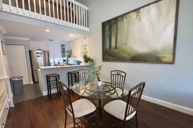 Building Photo - 7174 Sportsman Dr