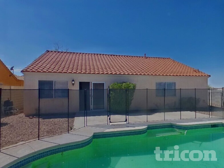 Building Photo - 604 Lively Fiesta Way