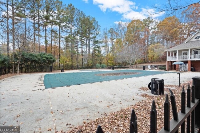 Building Photo - 16 Valleyside Dr