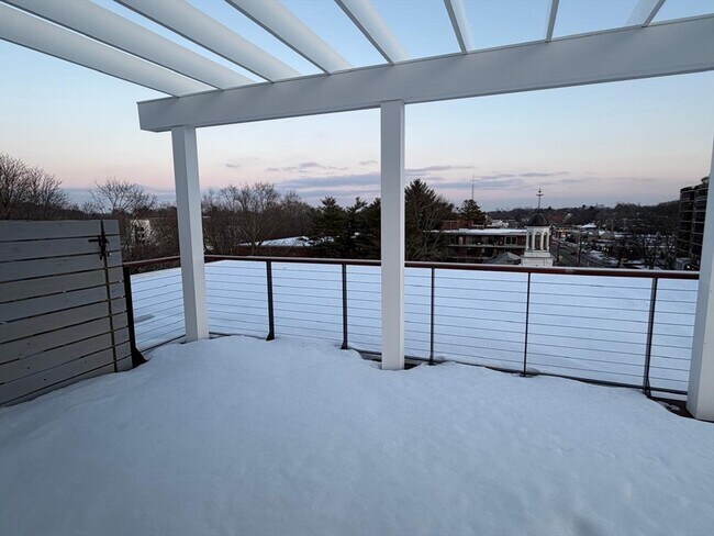 Building Photo - 1025 Massachusetts Ave