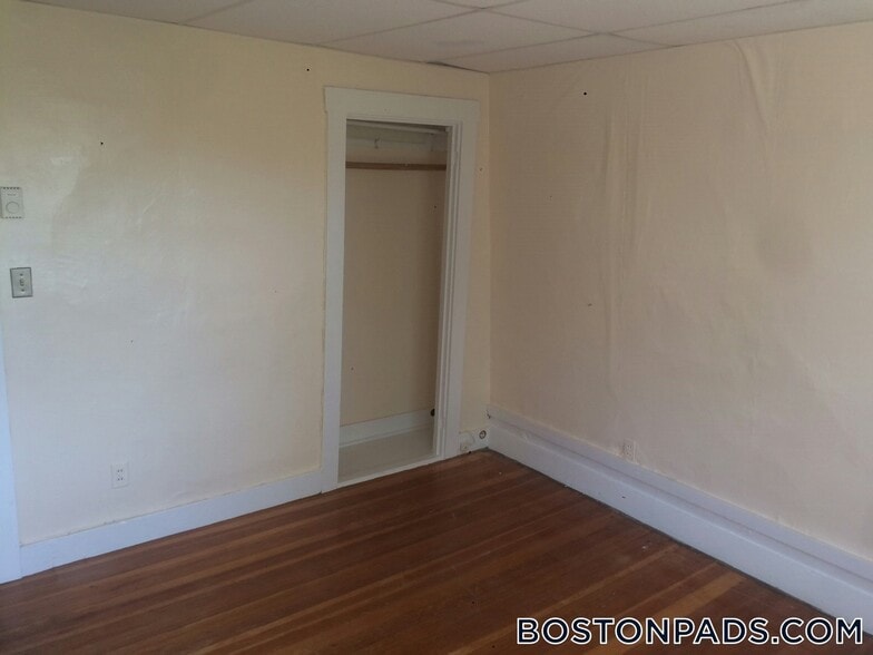 Building Photo - 193 Mt Auburn St